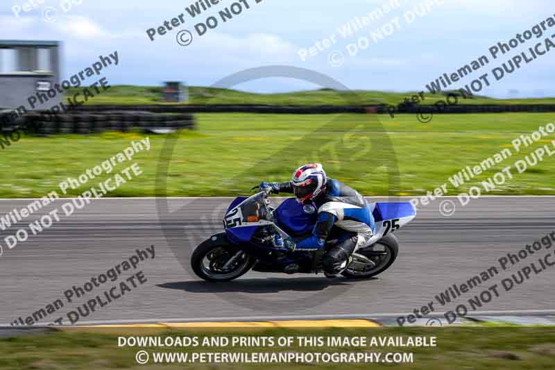 anglesey no limits trackday;anglesey photographs;anglesey trackday photographs;enduro digital images;event digital images;eventdigitalimages;no limits trackdays;peter wileman photography;racing digital images;trac mon;trackday digital images;trackday photos;ty croes